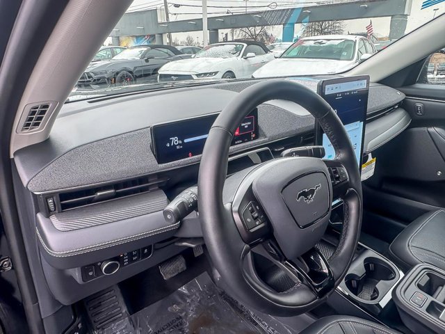 2025 FORD MUSTANG MACH-E - Image 43