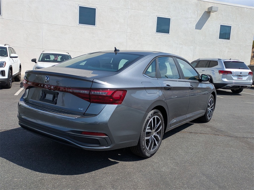 2025 Volkswagen Jetta 1.5T SE photo 3