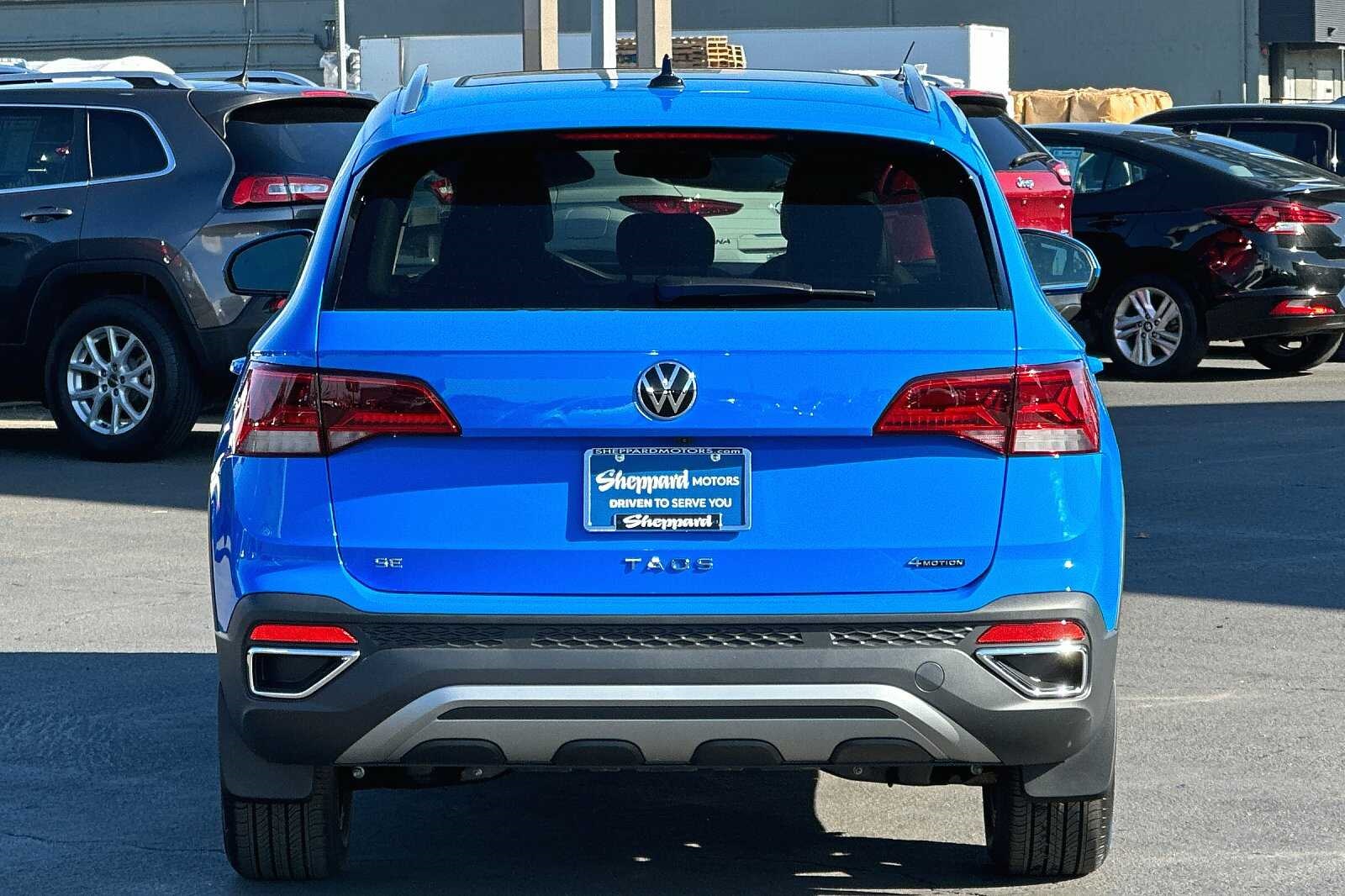 2024 Volkswagen Taos SE photo 5