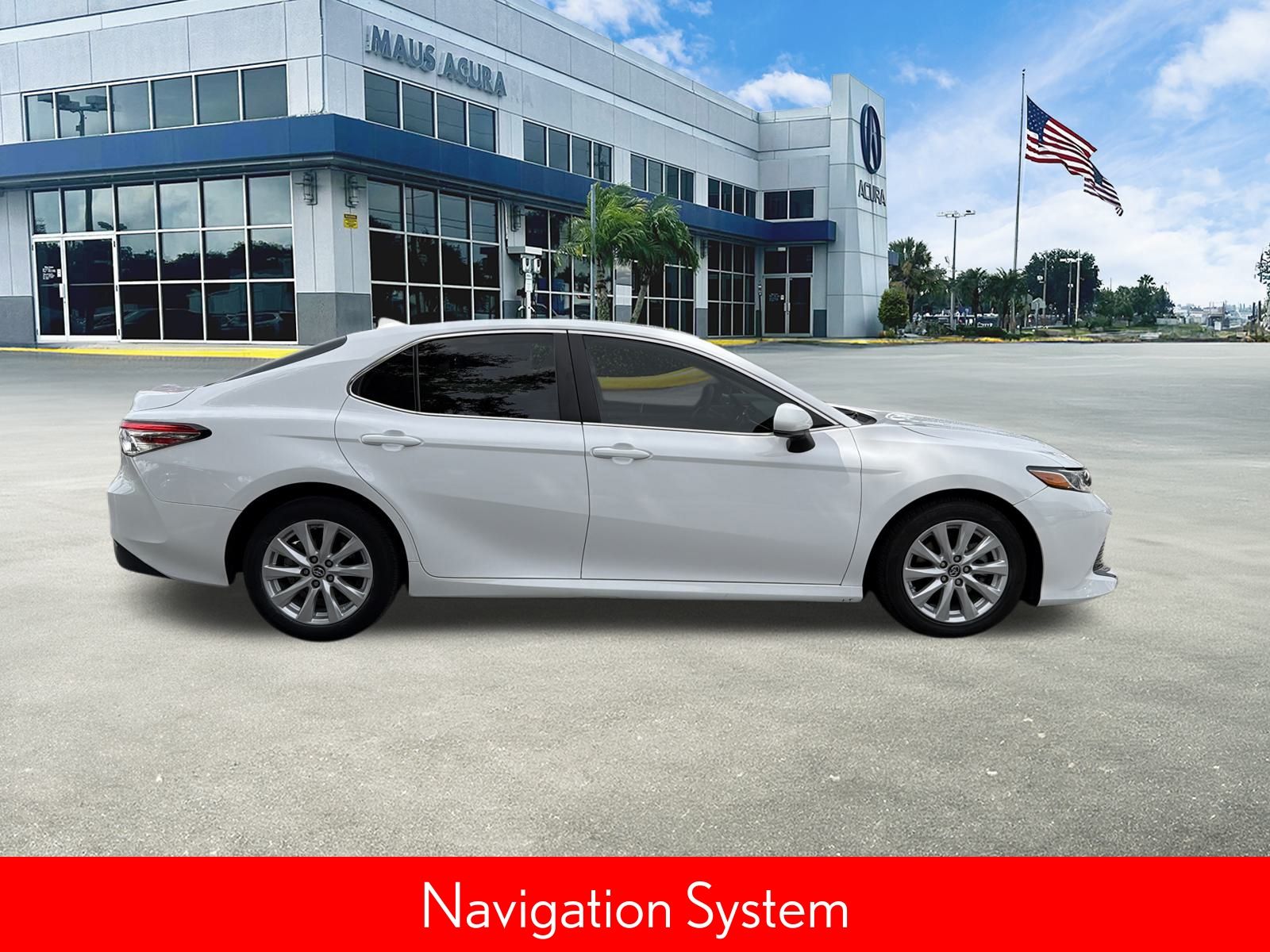 2019 Toyota Camry LE photo 2