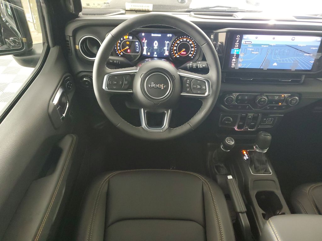2025 Jeep Wrangler Sahara photo 13