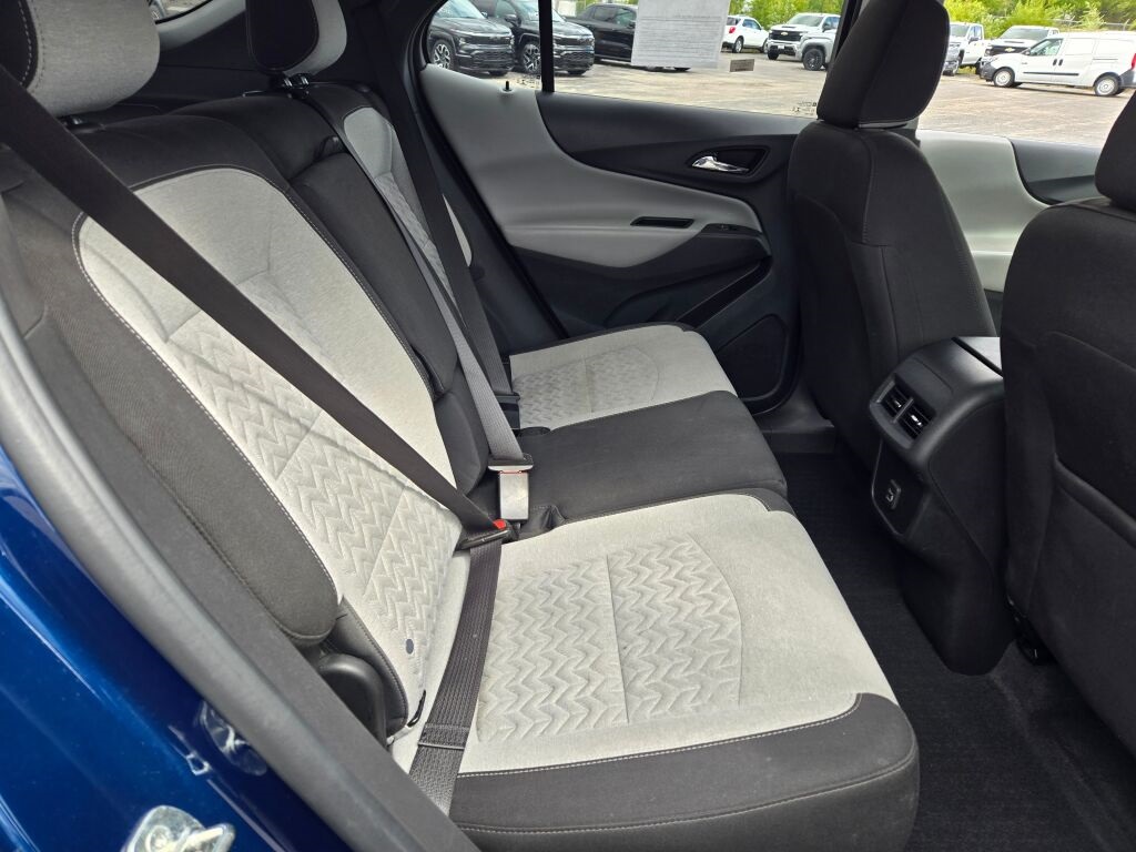2022 Chevrolet Equinox LS photo 6