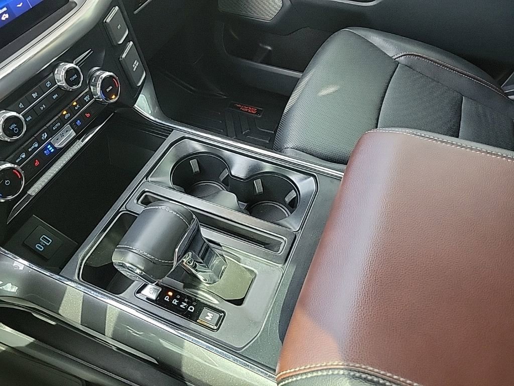 2023 Ford F-150 Lariat photo 23