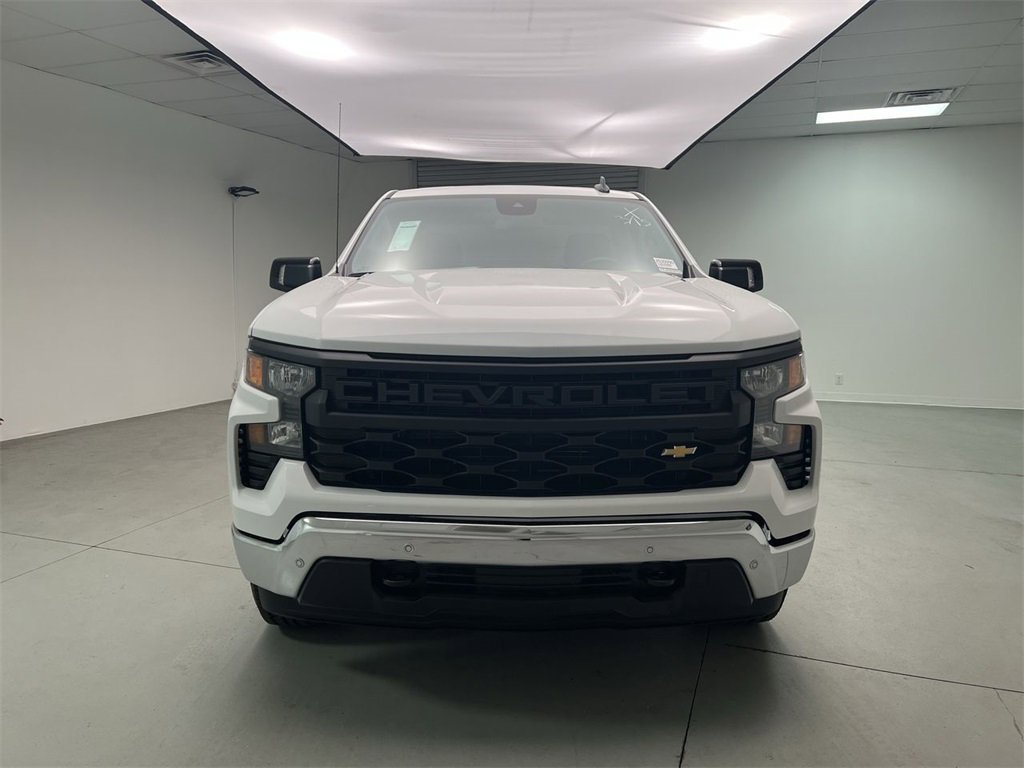 2025 Chevrolet Silverado 1500 photo 3
