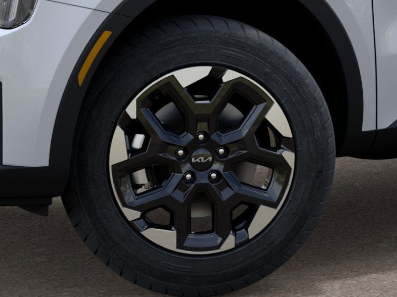 2025 Kia Sorento S photo 2