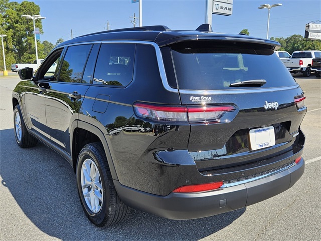 2025 Jeep Grand Cherokee Laredo Altitude photo 10