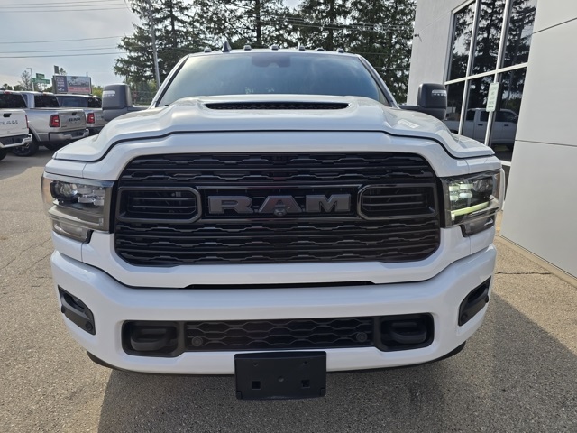 2023 Ram 2500 Limited photo 3