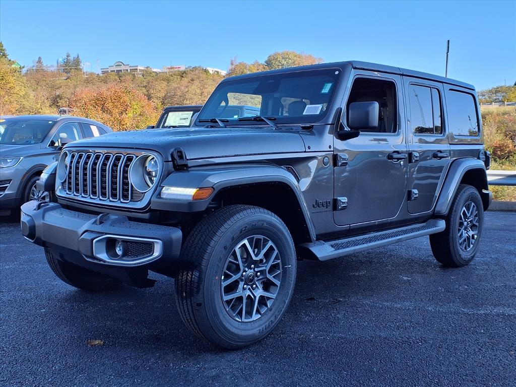 2026 Jeep Wrangler 4-Door Sahara's photo
