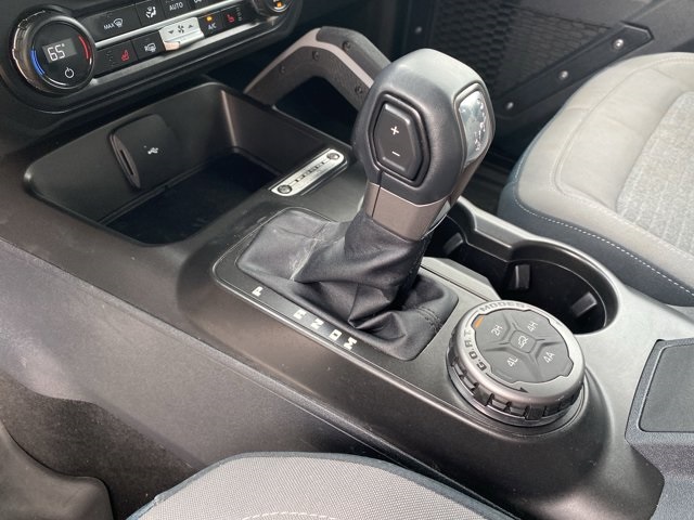 2023 Ford Bronco Outer Banks photo 16