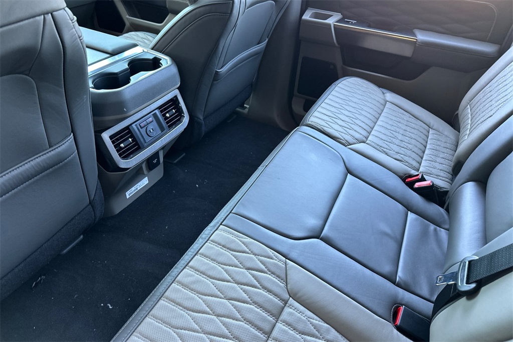 2025 Ford F-350 photo 12
