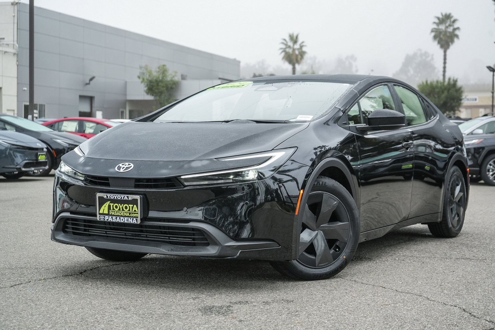 2024 Toyota Prius LE's photo