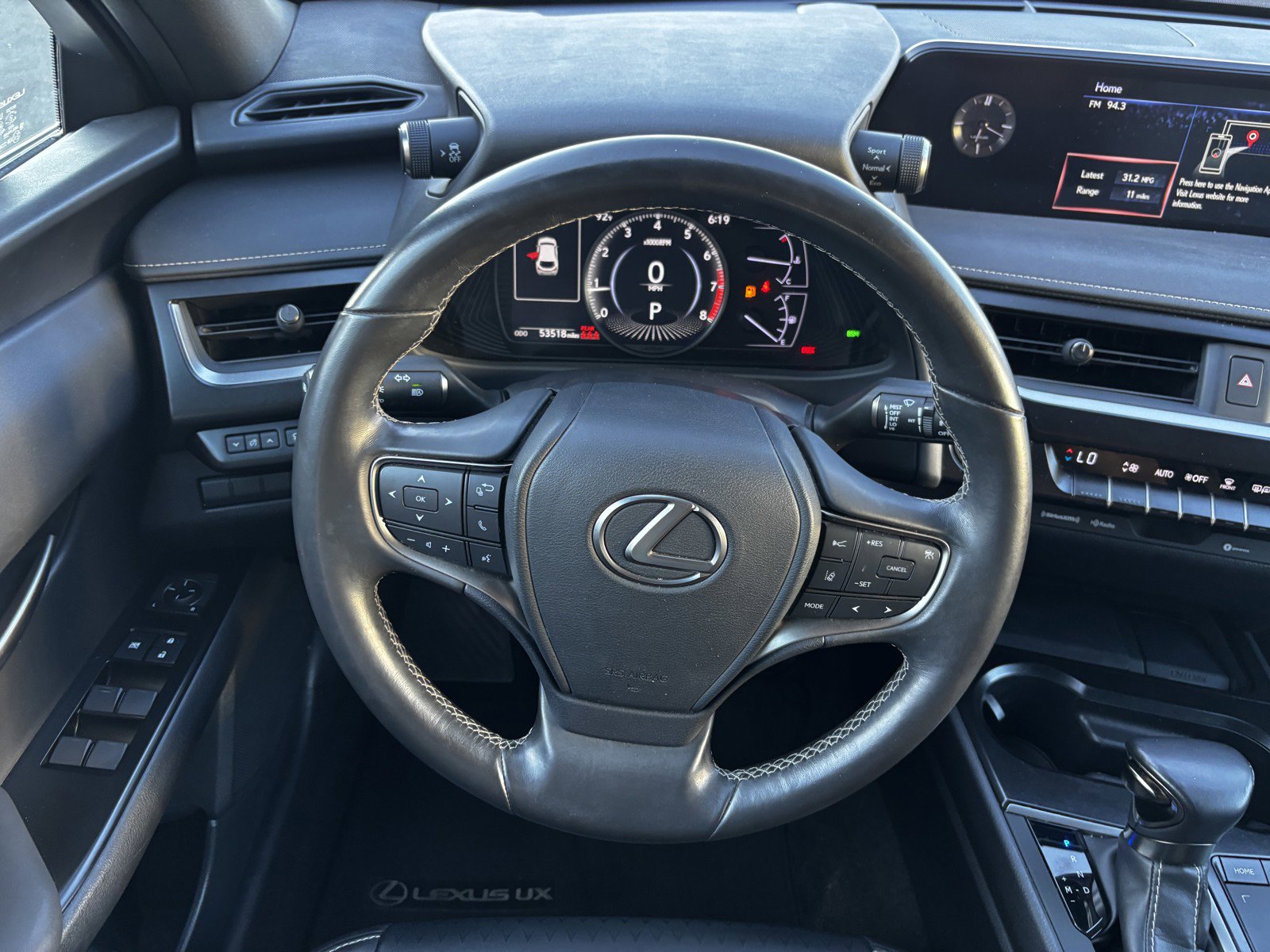 2019 Lexus UX 200 photo 24
