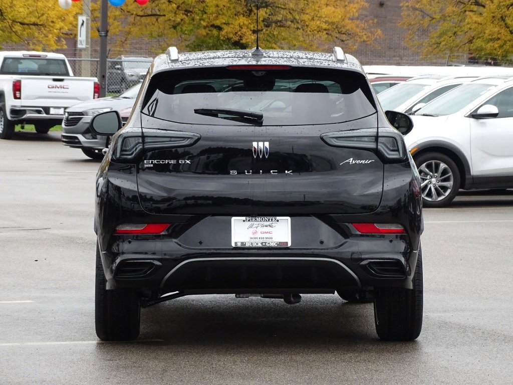 2024 Buick Encore GX Avenir photo 9