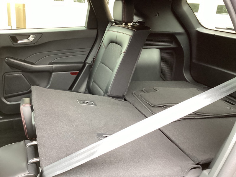 2025 Ford Escape Hybrid ST-Line Select photo 24