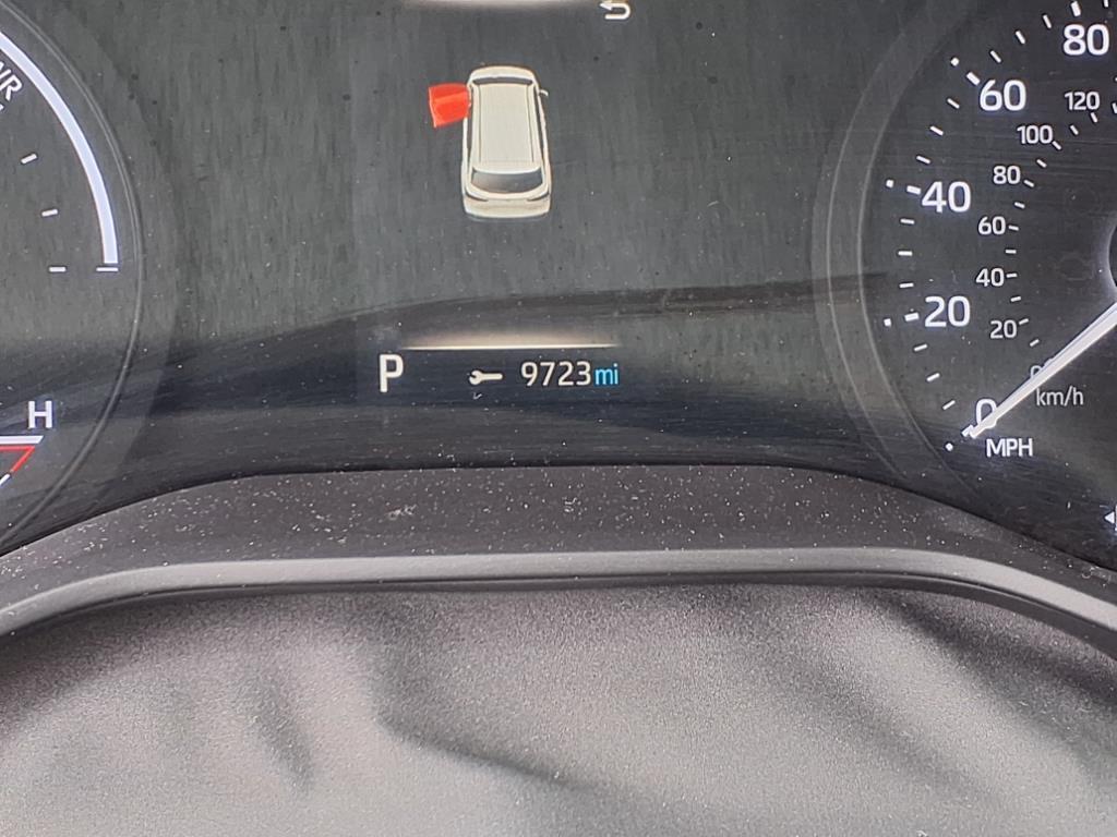 2021 Toyota Sienna XLE photo 27