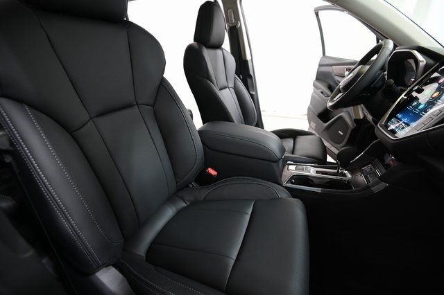 2025 Subaru Ascent Touring photo 24