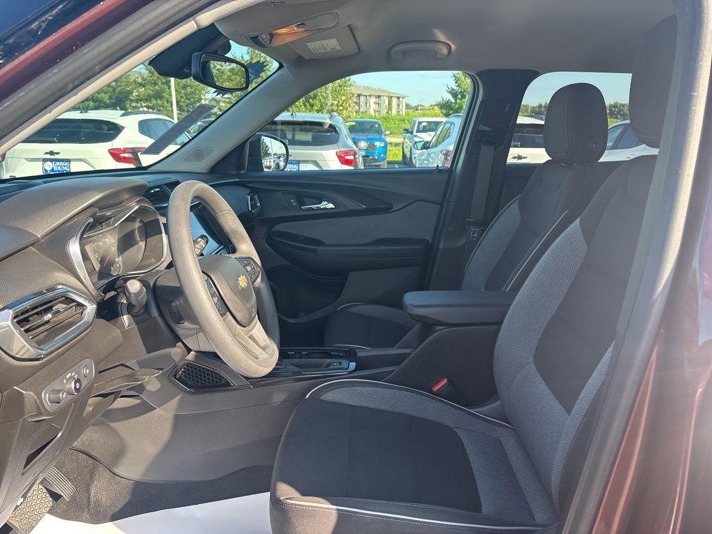 2022 Chevrolet Trailblazer LT photo 11
