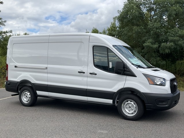 2025 Ford Transit Van Base's photo
