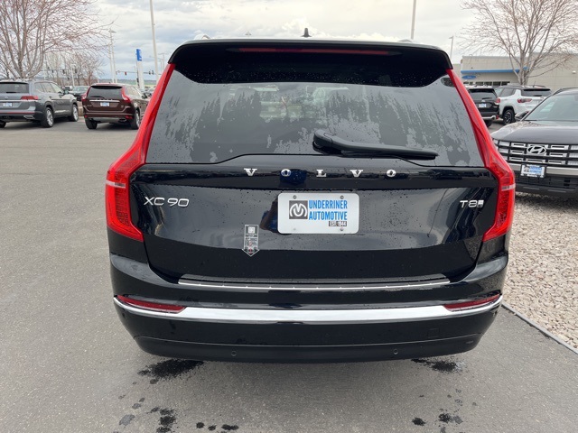 2025 Volvo XC90 T8 Plus photo 4