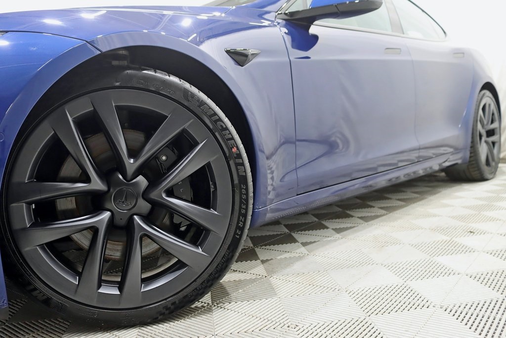 2022 Tesla Model S Plaid photo 4