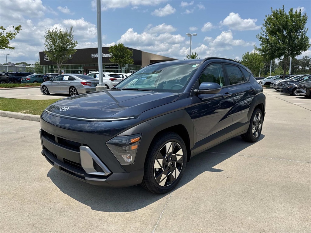 2025 Hyundai Kona SEL's photo