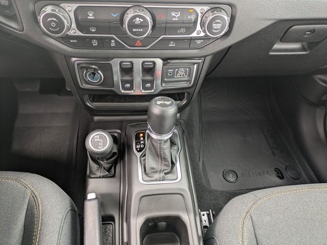 2025 Jeep Wrangler Sport S photo 14