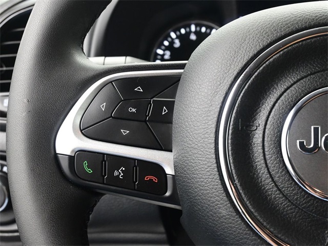 2023 Jeep Renegade Altitude photo 11