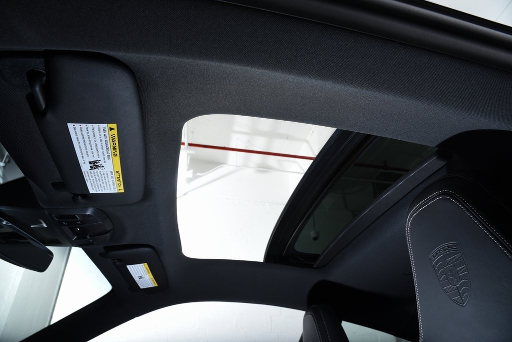2025 Porsche 911 S photo 35