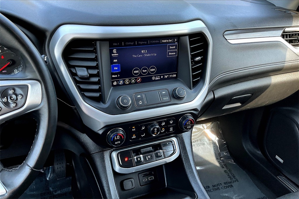 2023 Gmc Acadia SLT photo 9