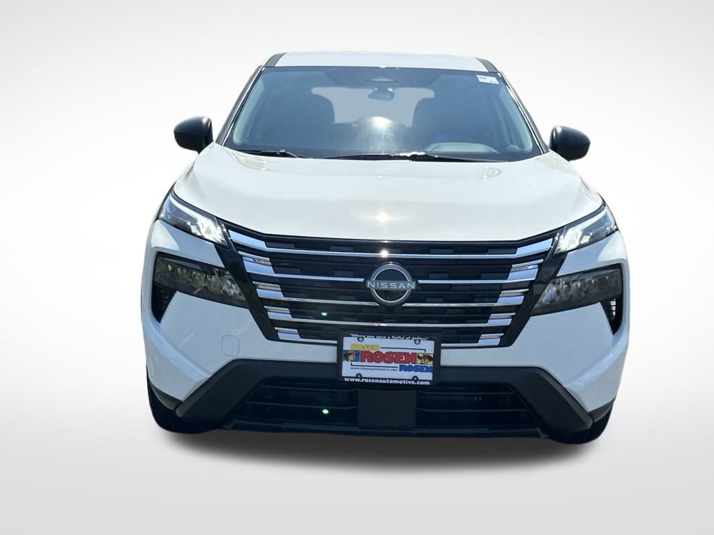 2026 Nissan Rogue S photo 8