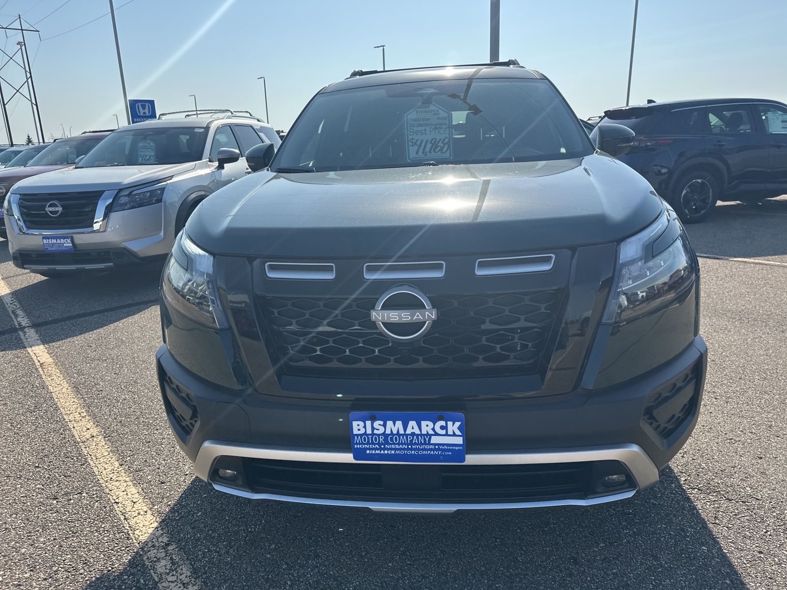 2025 Nissan Pathfinder Rock Creek photo 2