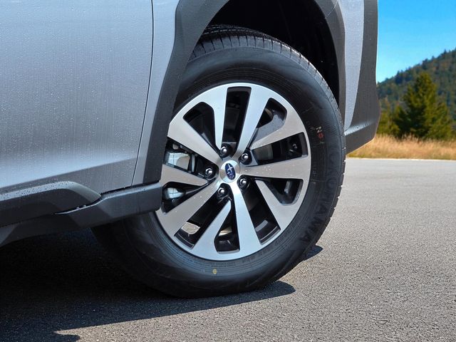 2025 Subaru Outback Premium photo 7