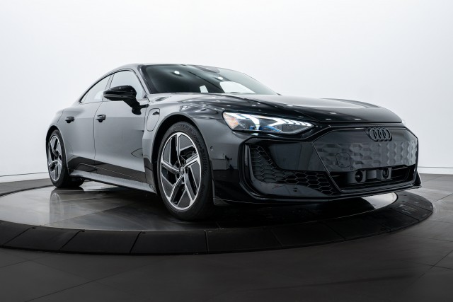 2025 Audi RS e-tron GT performance
