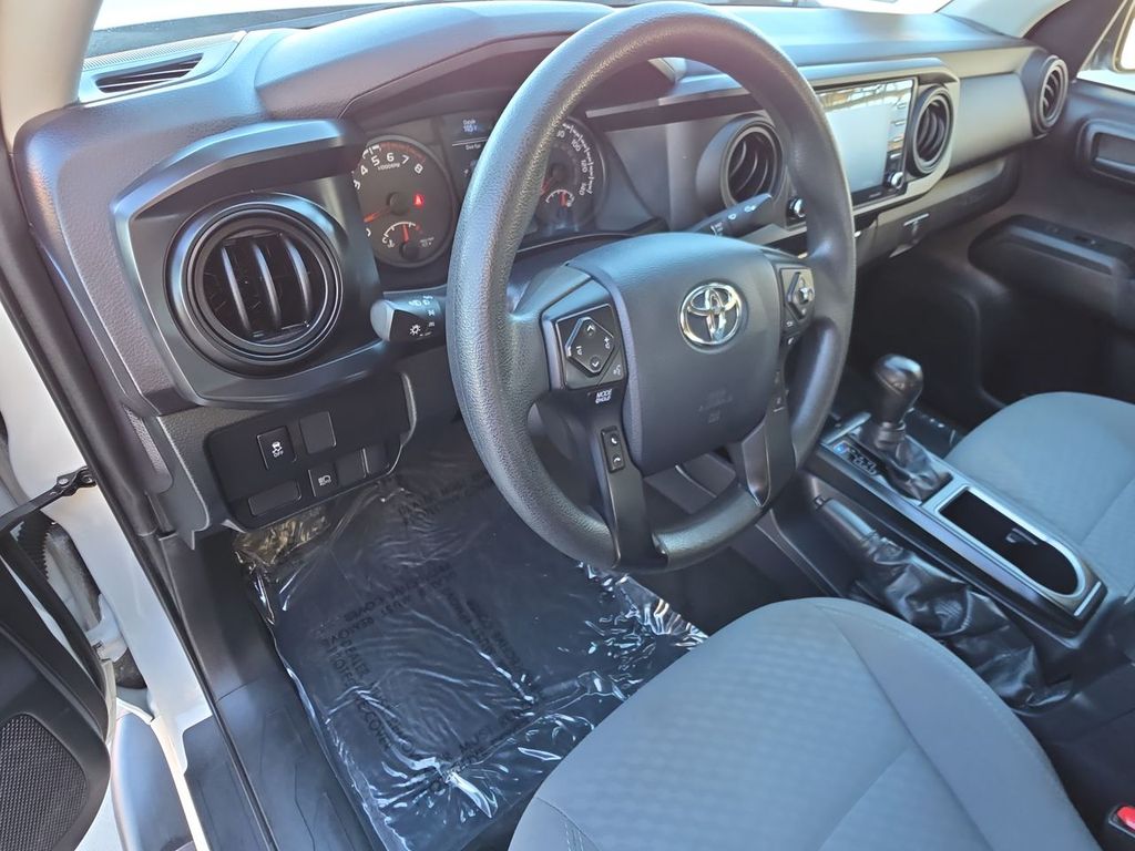 2020 Toyota Tacoma SR photo 10