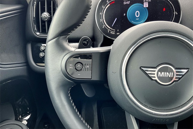 2024 Mini Cooper Signature photo 15