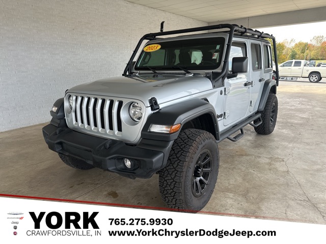 2023 Jeep Wrangler 4-Door Sport's photo