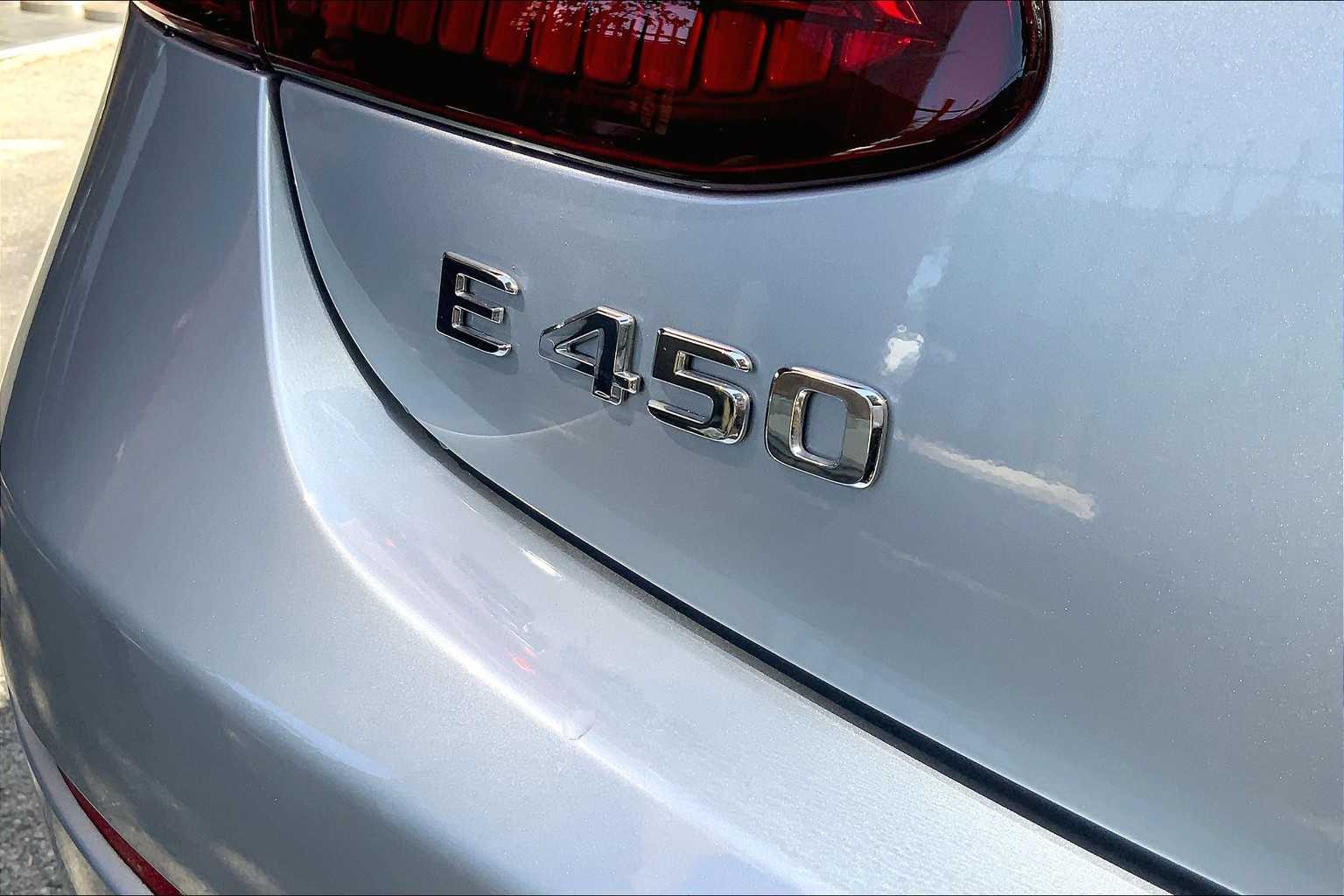 2022 Mercedes Benz E 450 photo 28