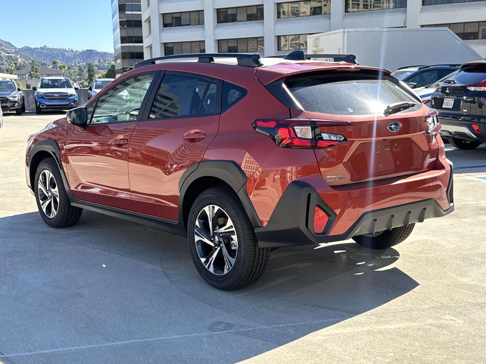 2025 Subaru Crosstrek Premium photo 4