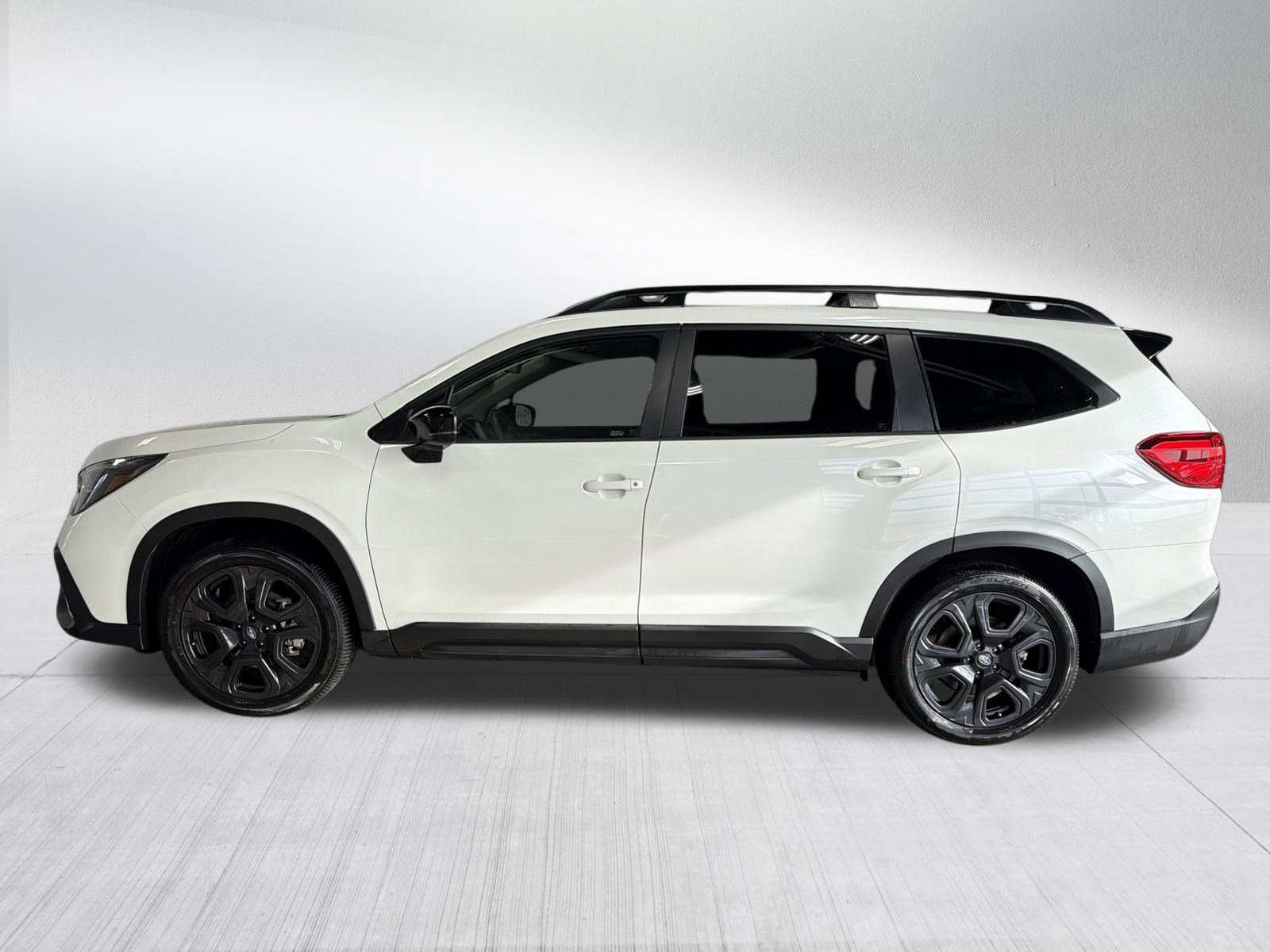 2025 Subaru Ascent Onyx Edition photo 4