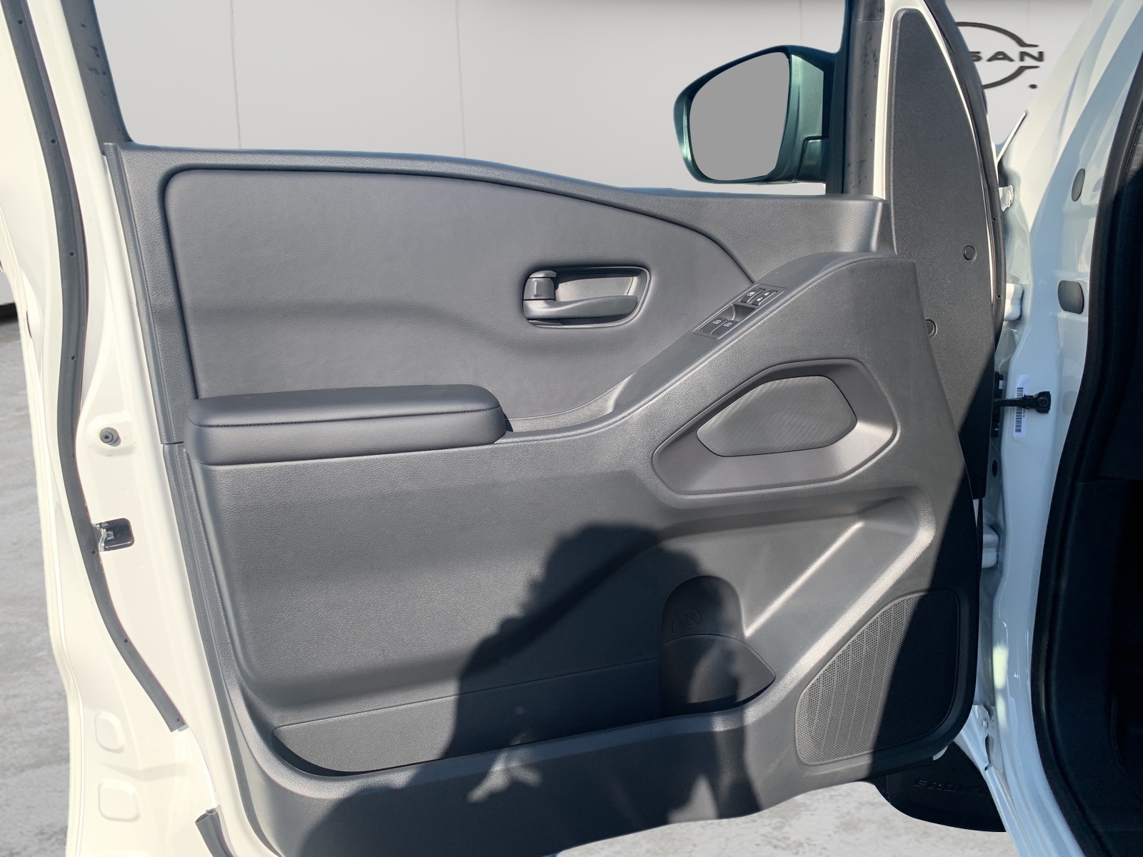 2026 Nissan Frontier King Cab S photo 10