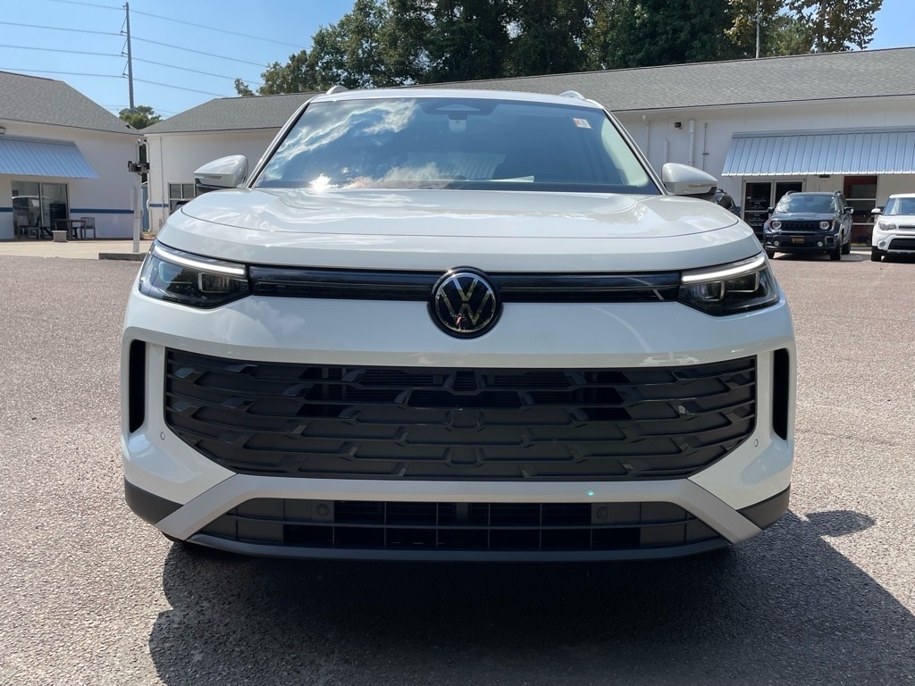 2025 Volkswagen Tiguan SE photo 24