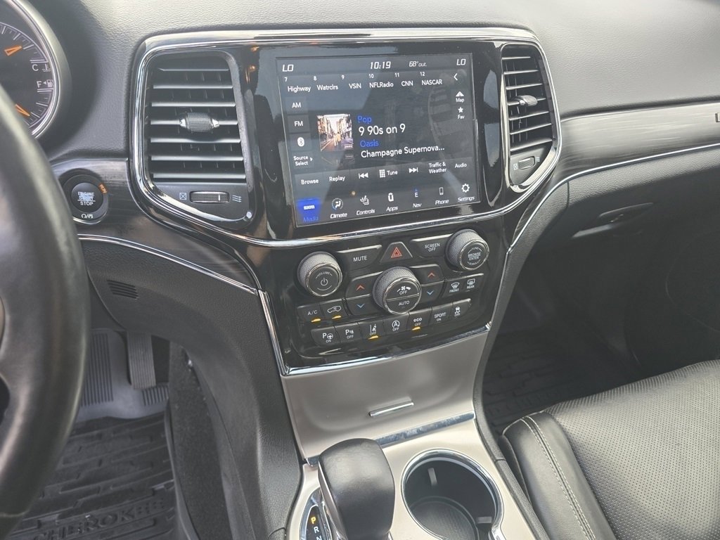 2021 Jeep Grand Cherokee Anniversary Edition photo 20