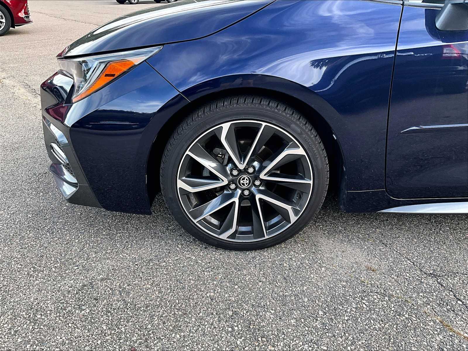 2020 Toyota Corolla XSE photo 4