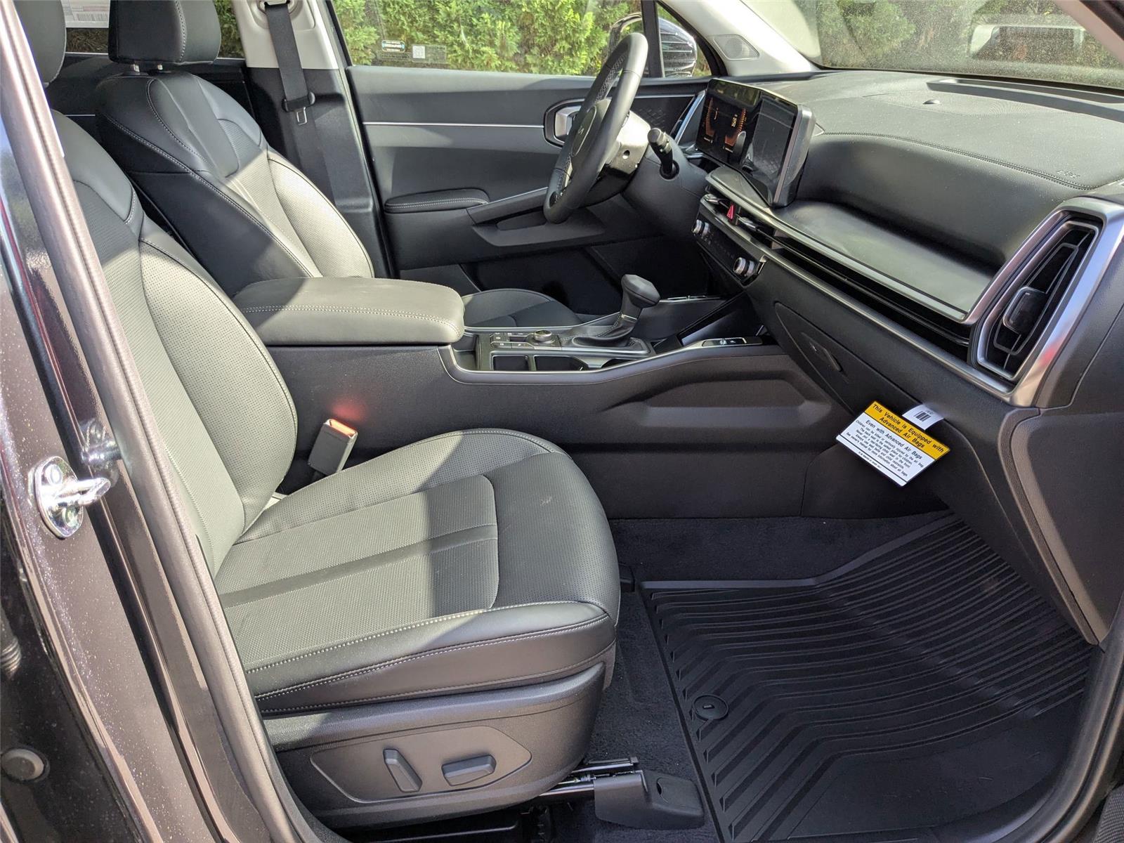 2025 Kia Sorento EX photo 35