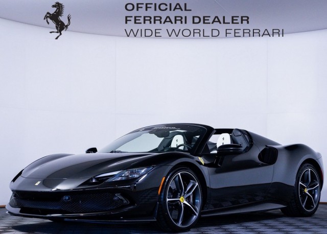2024 Ferrari 296 GTS 