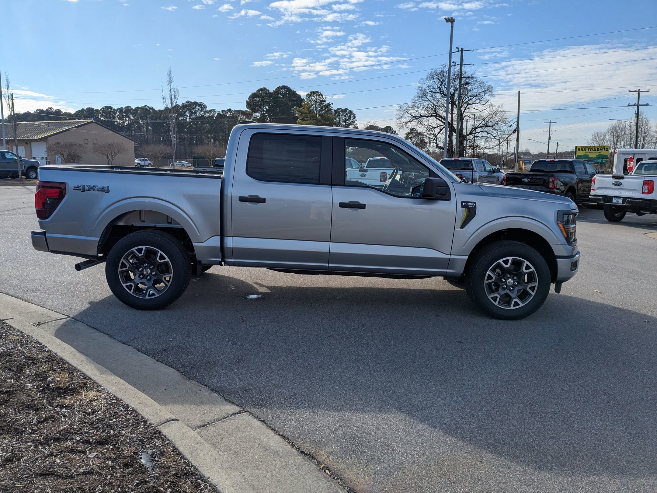 2025 Ford F-150 STX photo 4