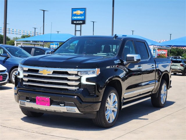 2024 Chevrolet Silverado 1500 High Country photo 2