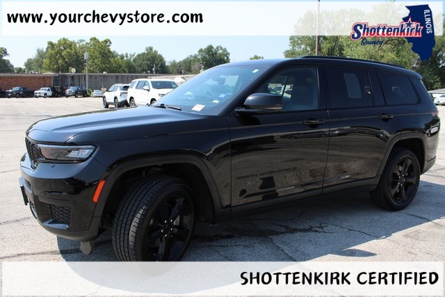 2023 Jeep Grand Cherokee Altitude photo 2