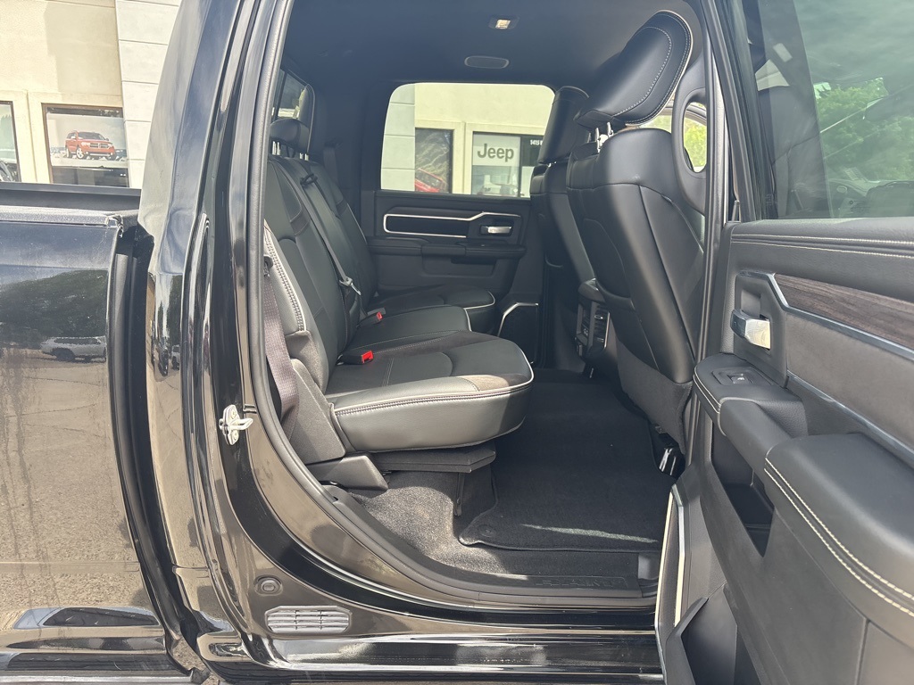 2025 Ram 2500 Laramie photo 17