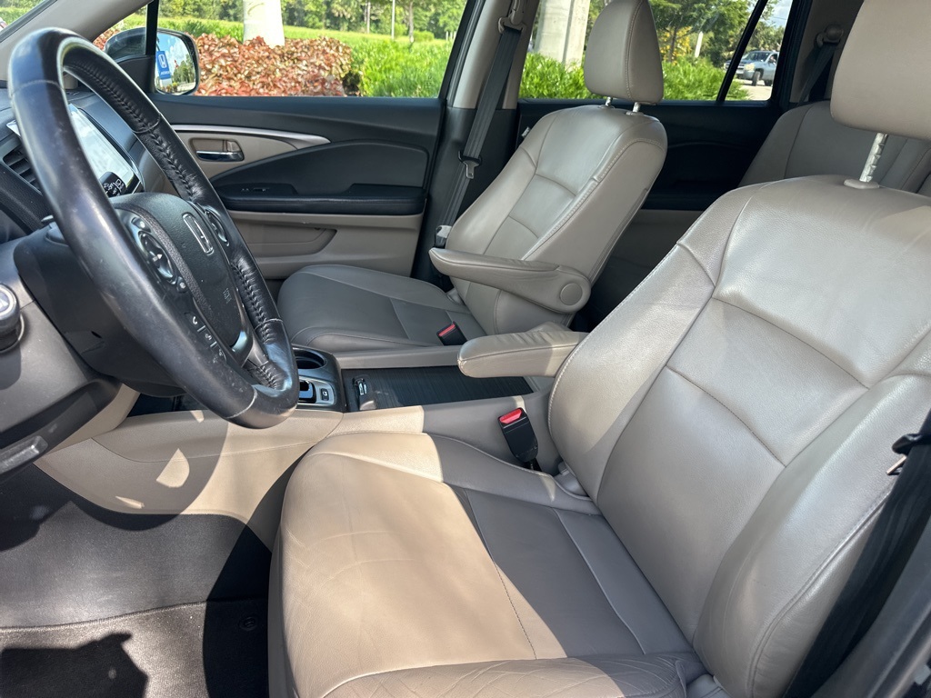 2018 Honda Pilot EX-L photo 3